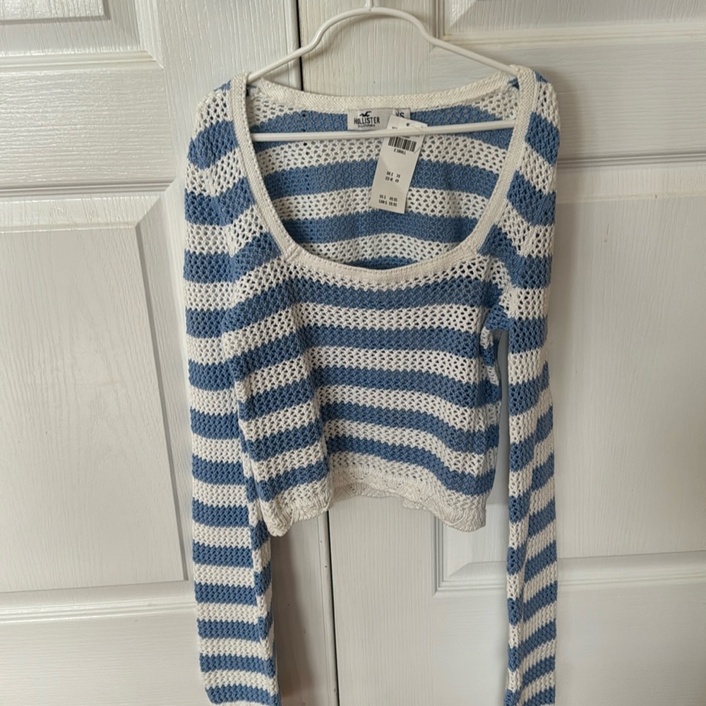 New Hollister sweater